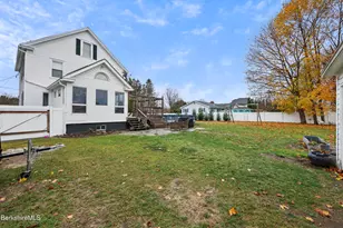 25 Calumet St, Pittsfield, MA 01201 - Photo 46