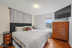 25 Calumet St, Pittsfield, MA 01201 - Photo 28