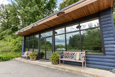 1404 North St, Pittsfield, MA 01201 - Photo 1