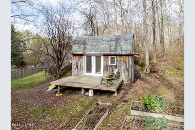 26 Lenox Rd, West Stockbridge, MA 01266 - Photo 34
