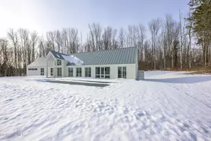 21A Interlaken Rd, Stockbridge, MA 01262 - Photo 2