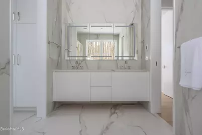 21A Interlaken Rd, Stockbridge, MA 01262 - Photo 22