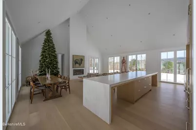 21A Interlaken Rd, Stockbridge, MA 01262 - Photo 18
