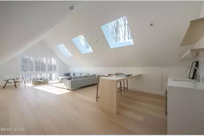 21A Interlaken Rd, Stockbridge, MA 01262 - Photo 32