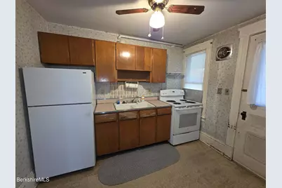 3-5 Melrose St, Adams, MA 01220 - Photo 22