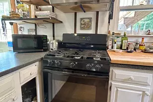 96 E Quincy St, North Adams, MA 01247 - Photo 6