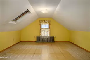 52 Alger St, Adams, MA 01220 - Photo 14