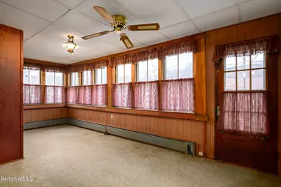 52 Alger St, Adams, MA 01220 - Photo 12