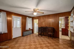 52 Alger St, Adams, MA 01220 - Photo 10