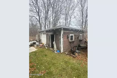 64 King St, Pittsfield, MA 01201 - Photo 6