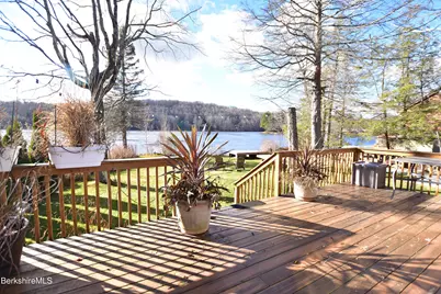 260 Sherwood Dr, Becket, MA 01223 - Photo 16