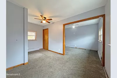 37 Fuller St, North Adams, MA 01247 - Photo 24