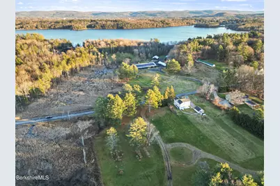 407 Churchill St, Pittsfield, MA 01201 - Photo 1