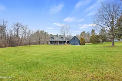 104 Washington Mountain Rd, Dalton, MA 01226 - Photo 2