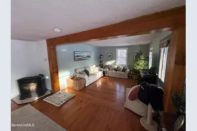 20 Moscow Rd, West Stockbridge, MA 01266 - Photo 10