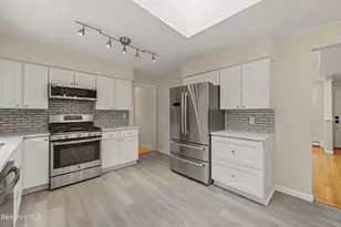 627 Lenox Rd, Richmond, MA 01254 - Photo 20