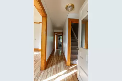 89-91 Pecks Rd, Pittsfield, MA 01201 - Photo 12