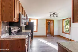 89 Pecks Rd, Pittsfield, MA 01201 - Photo 6