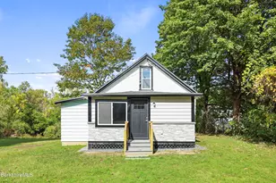 26 Davis St, Pittsfield, MA 01201 - Photo 2