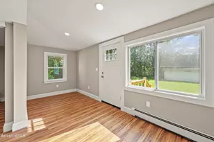 26 Davis St, Pittsfield, MA 01201 - Photo 4