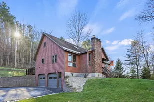 551 Tamarack Rd, Pittsfield, MA 01201 - Photo 1