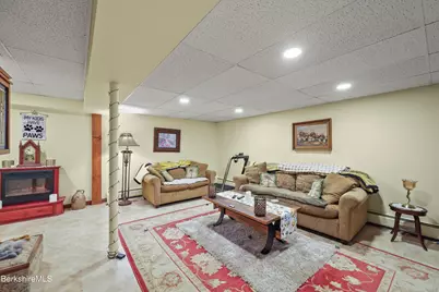 551 Tamarack Rd, Pittsfield, MA 01201 - Photo 36