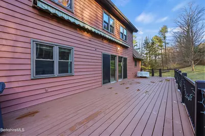 551 Tamarack Rd, Pittsfield, MA 01201 - Photo 50