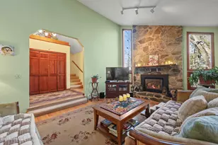 551 Tamarack Rd, Pittsfield, MA 01201 - Photo 6