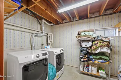 551 Tamarack Rd, Pittsfield, MA 01201 - Photo 38