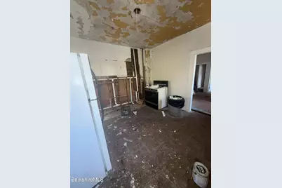 32-38 Spring St, North Adams, MA 01247 - Photo 10