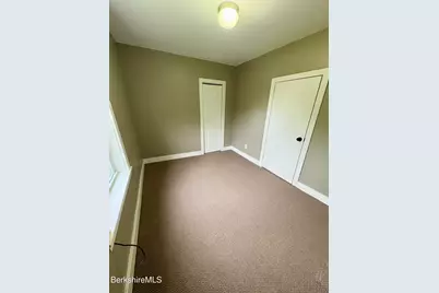 319 Old Columbia St, Adams, MA 01220 - Photo 10