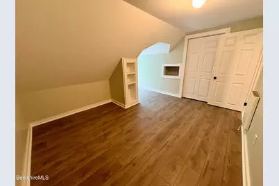 319 Old Columbia St, Adams, MA 01220 - Photo 14