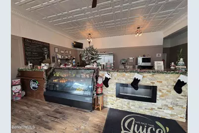 50-52 Summer St, Adams, MA 01220 - Photo 6