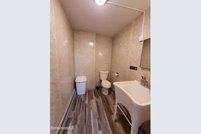 50-52 Summer St, Adams, MA 01220 - Photo 18
