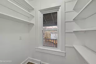 41 Prospect St, North Adams, MA 01247 - Photo 32