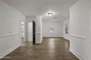 41 Prospect St, North Adams, MA 01247 - Photo 26