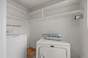 41 Prospect St, North Adams, MA 01247 - Photo 20