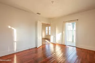 469 Fenn St, Pittsfield, MA 01201 - Photo 8