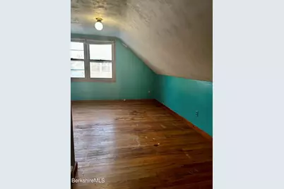 18 Chestnut St, Dalton, MA 01226 - Photo 22