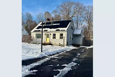 18 Chestnut St, Dalton, MA 01226 - Photo 2