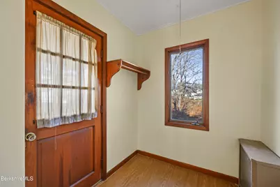 36 Pittsfield Ave, Pittsfield, MA 01201 - Photo 20