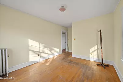 36 Pittsfield Ave, Pittsfield, MA 01201 - Photo 26