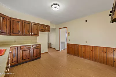 36 Pittsfield Ave, Pittsfield, MA 01201 - Photo 16