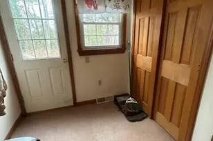 28 Jayne Ave, Pittsfield, MA 01201 - Photo 2