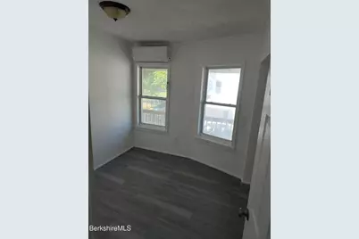 17 Wallace Place, Pittsfield, MA 01201 - Photo 18