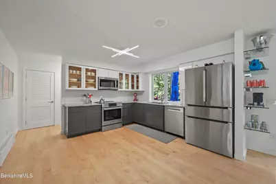 15 Wexford Ct #33, Lenox, MA 01240 - Photo 18