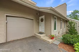 15 Wexford Ct, Lenox, MA 01240 - Photo 2