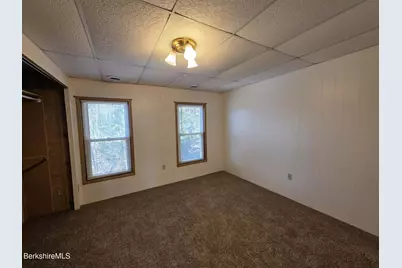 1669 Massachusetts Ave, North Adams, MA 01247 - Photo 12