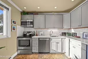 60 Churchill Crest, Pittsfield, MA 01201 - Photo 12