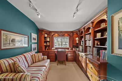 60 Churchill Crest, Pittsfield, MA 01201 - Photo 18